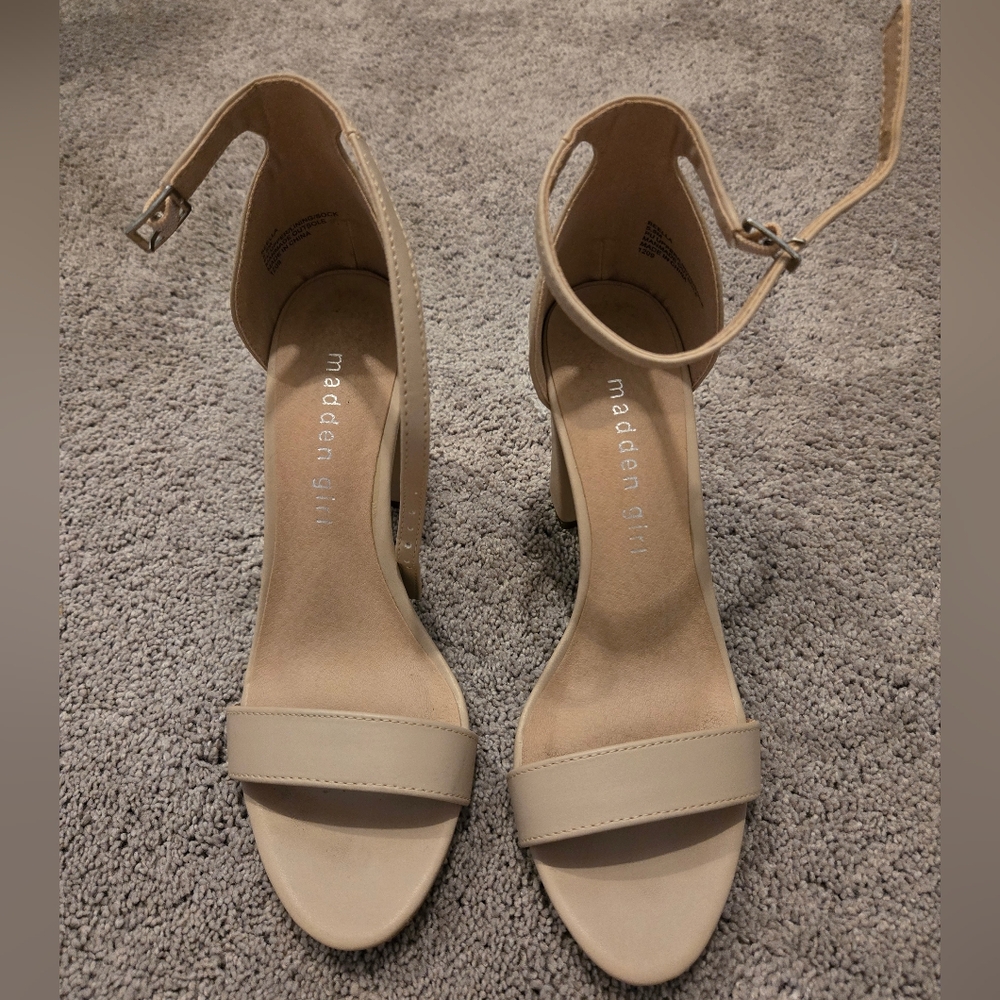 Madden Girl Beella Blush Block Heels 5.5 - Picture 2 of 6